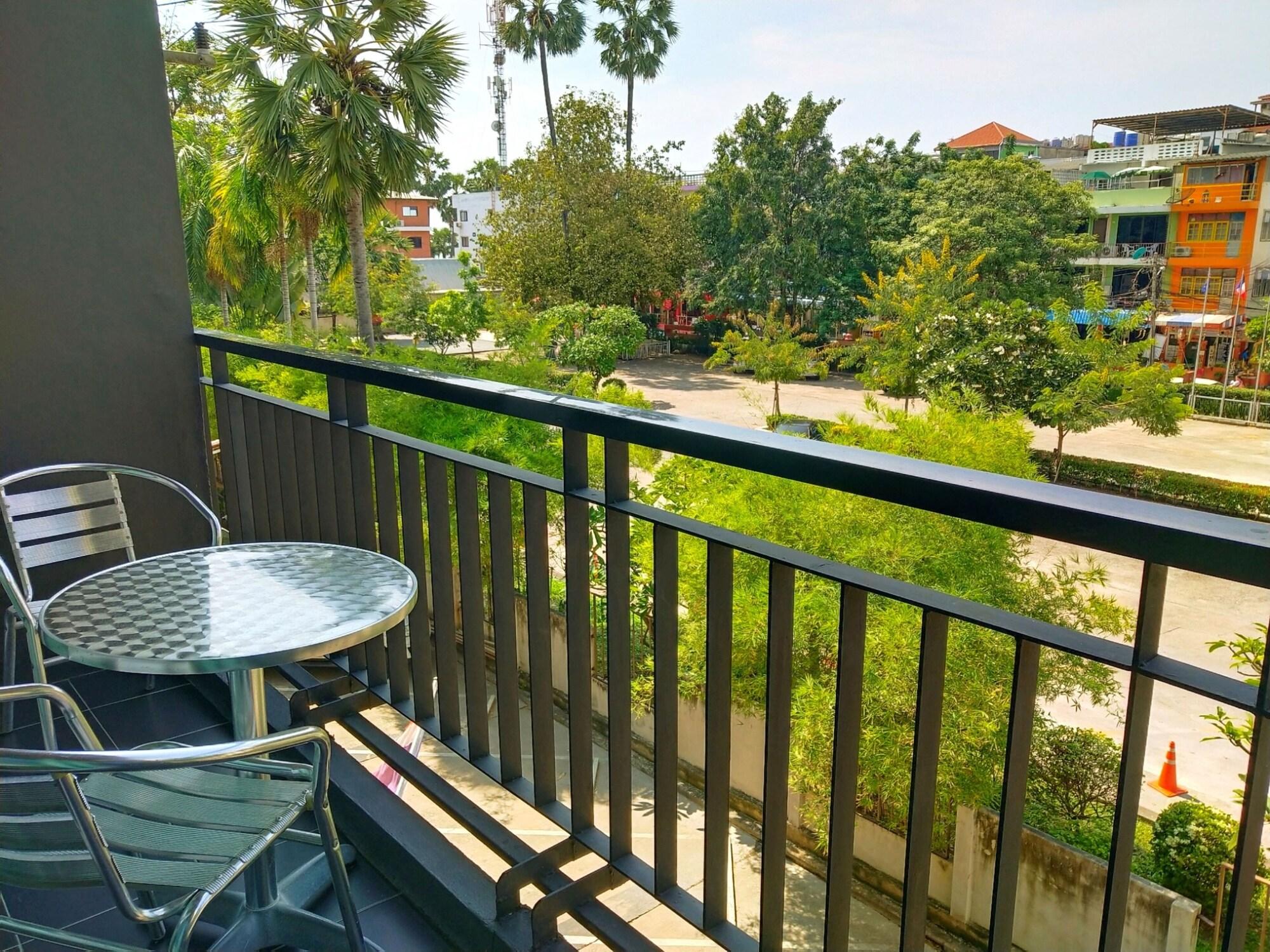 Inn Place Serviced Residence Pattaya Dış mekan fotoğraf